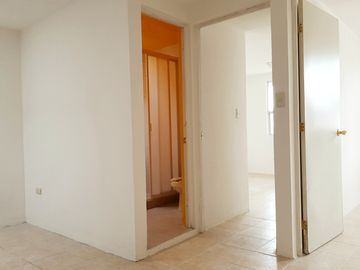 Casa en Venta en Los Ángeles Coronango con accesos rápidos y plazas cercanas.