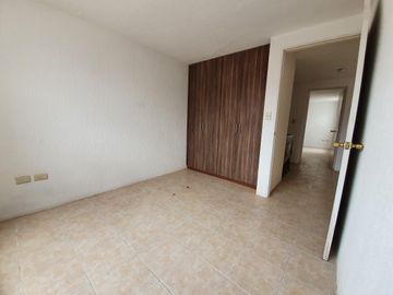 Casa en Venta en Los Ángeles Coronango con accesos rápidos y plazas cercanas.