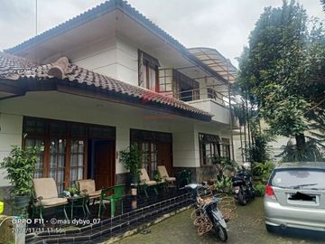 Rumah 2 Lantai asri sejuk nyaman Sariwangi Cihanjuang Bandung Barat