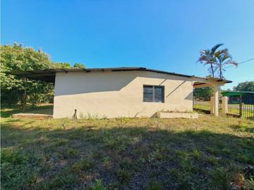 VENDO CASA DE 689M2 EN BARRIADA SAN JOSE