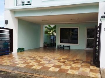 Two Storey House and Lot for Sale with 5 Bedrooms Located in
