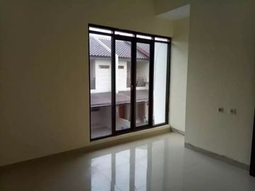 Rumah Kawaluyaan Soekarno hatta dekat arcamanik antapani kiaracondong