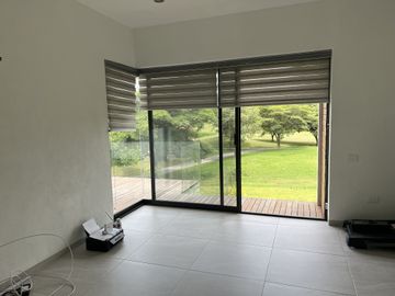 PRECIOSA RESIDENCIA COLINDANTE AL GREEN FRACC PARAÍSO COUNTRY CLUB