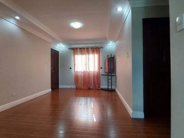 SEMI-FURNISHED House for RENT in Amsic Angeles City Near SM Clark