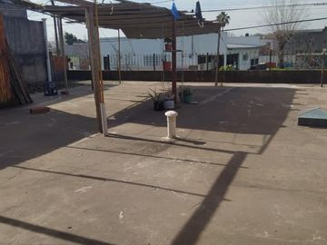Vendo terreno con amplia casa en Merlo Norte U$S 48.000 de contado