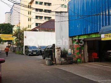 Dijual Rumah Strategis  Jl Letjen Suprapto Cempaka Putih Timur, Jakpus