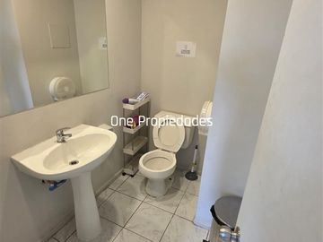Oficina venta 194m 6 priv 6 baños 5 estac 2 bod Providencia