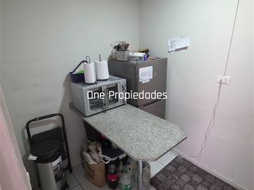 Oficina venta 194m 6 priv 6 baños 5 estac 2 bod Providencia