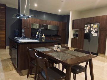CASA EN VENTA EL CARMEN
