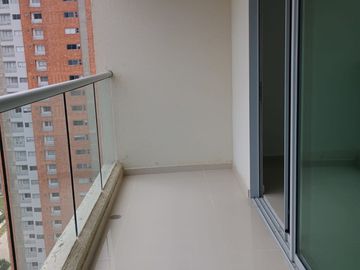apartamento en venta en altos de los rosales. Cod V105753