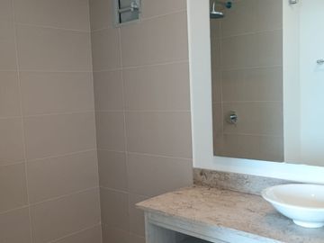 apartamento en venta en altos de los rosales. Cod V105753