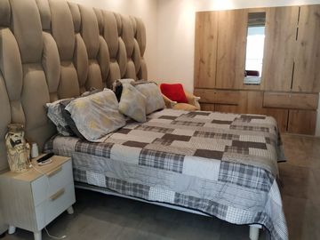 VENTA CASA LACASCADA 4 PLANTAS CON TODO INCUIDO SUR