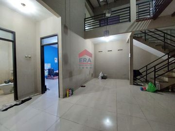 Dijual Rumah plus Ruang usaha Sarijadi Lokasi Stategis Bandung