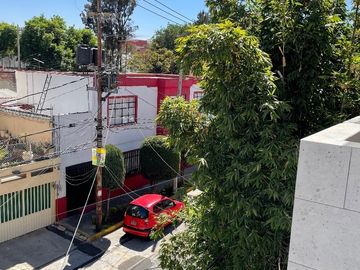 CASA SOLA TOTALMENTE REMODELADA 4 ó 5 RECÁMARAS, ESQ. PILARES, COL. LETRÁN VALLE