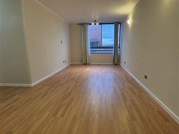 Departamento REMOZADO, 3 D, 2 baños, estacionamiento