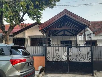 Rumah darmo harapan indah Kondisi siap huni, aman
