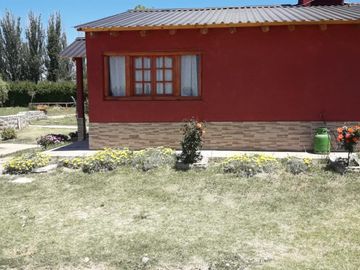Cabañas En Mendoza - Salto De Las Rosas