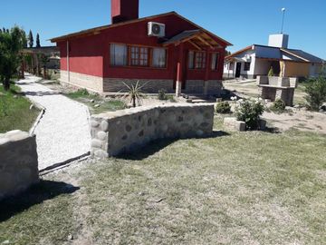 Cabañas En Mendoza - Salto De Las Rosas