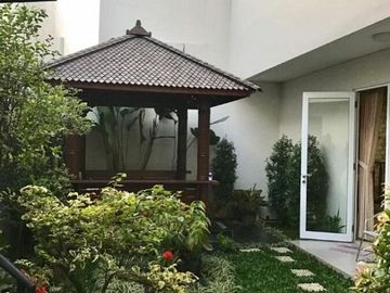 Rumah Nyaman di Cluster Vernonia Summarecon Bekasi
