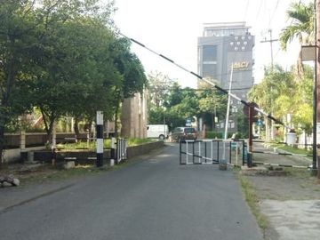 Rumah 2 lantai jemursari, baru minimalis strategis hanya 2M-an