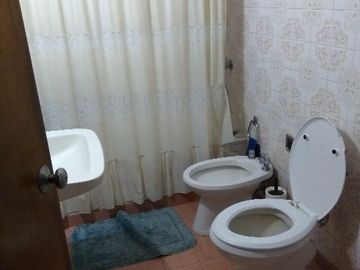 Chalet en venta en Castelar Norte