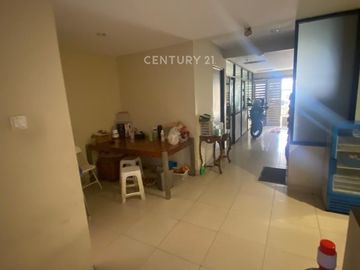 Rumah 3 Lantai Siap Huni Di Pondok Indah Jaksel