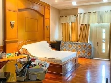 Villa Komplek Sari Mas (Jalan Putri Hijau) Medan