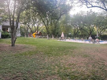 Casa de lujo en Venta, Zona Callejones, San Pedro Garza García
