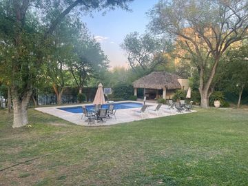 Casa de lujo en Venta, Zona Callejones, San Pedro Garza García