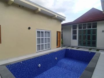 TERLUAS & TERLARIS! Rumah Joglo Nyaman PLUS Kolam Renang di Prambanan