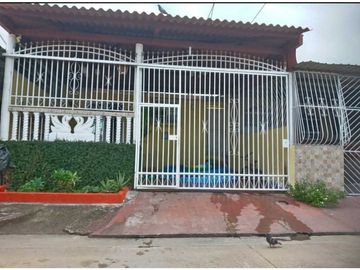 Se Vende Acogedora casa en las Acacias