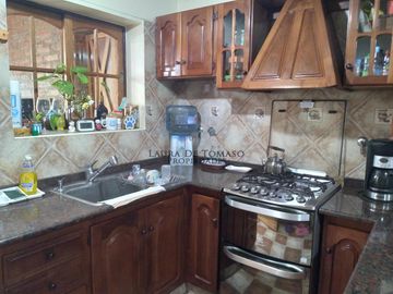 EXCELENTE CHALET 3 AMBIENTES