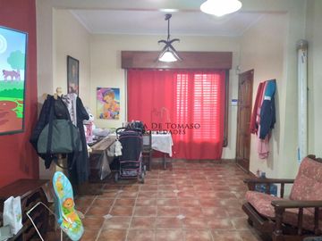 EXCELENTE CHALET 3 AMBIENTES