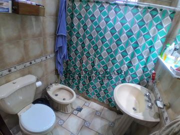 EXCELENTE CHALET 3 AMBIENTES