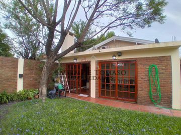 EXCELENTE CHALET 3 AMBIENTES