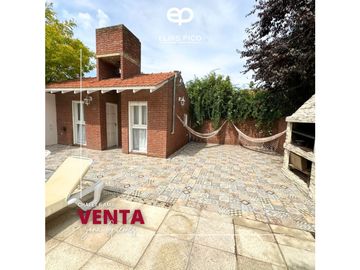 VENTA Chalet 6 AMB reciclado con piscina climatizada - zona Güemes MdP