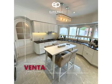 VENTA Chalet 6 AMB reciclado con piscina climatizada - zona Güemes MdP