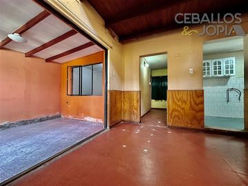 Casa en venta de 5 dorm. en Villa Alemana