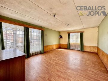 Casa en venta de 5 dorm. en Villa Alemana