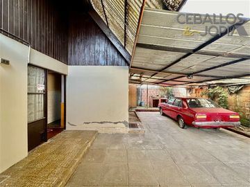Casa en venta de 5 dorm. en Villa Alemana