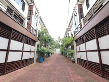 For Sale Elegant House and Lot in Fairview Q.C. Inside Subdivision w/ 5 Bedrooms, and 3 Car Garage PH107