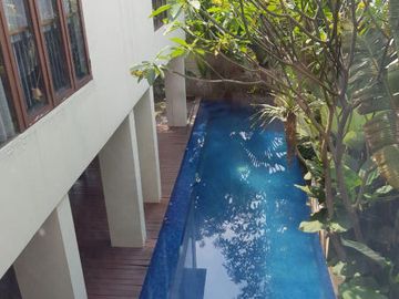 DIJUAL RUMAH MODERN ISTIMEWA at Jl GAHARU CIPETE, JAKSEL