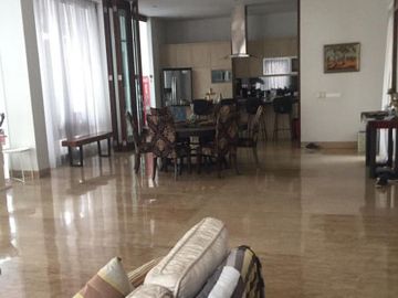 DIJUAL RUMAH MODERN ISTIMEWA at Jl GAHARU CIPETE, JAKSEL