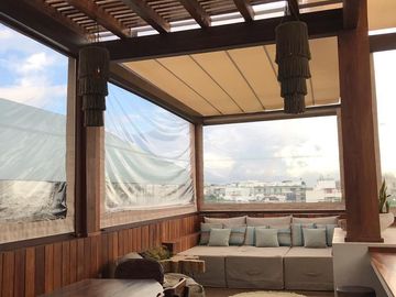 Penthouse con alberca privada, a 300 metros de la playa a pasos de la Quinta Ave
