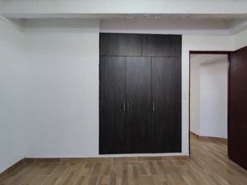 apartamento en venta en avenida libertadores. Cod V26468