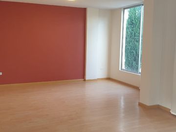 Departamento de Venta en Tumbaco cerca a la Ruta Viva.