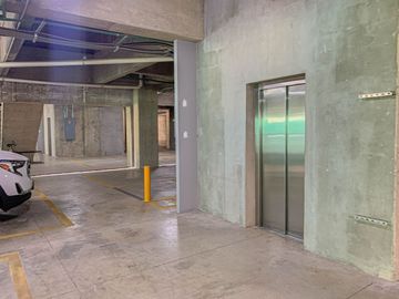 VENTA DE DEPTO. AMUEBLADO 2 RECAMARAS EN  CUMBRES CERCA GALERIAS SERDAN