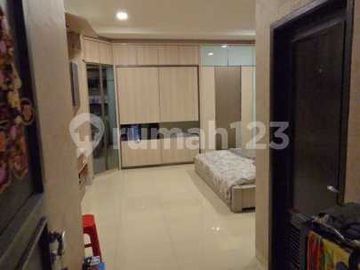 Disewakan Rumah Mediterania Boulevard