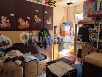 Disewakan Rumah Mediterania Boulevard
