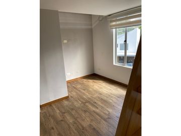 Hermosa Casa en Unidad Cerrada en El Retiro